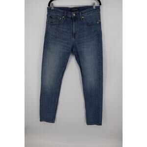 Calvin Klein Jeans Size 33x32 Women's